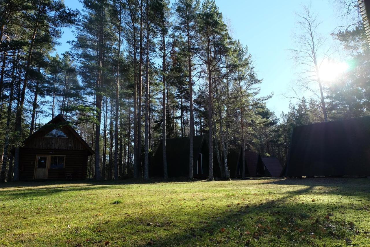 Tahkuna Puhkekeskus Hiiumaa ภายนอก รูปภาพ