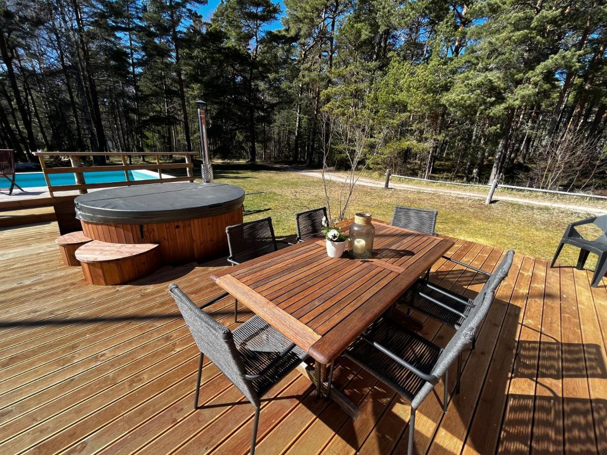 Tahkuna Puhkekeskus Hiiumaa ภายนอก รูปภาพ